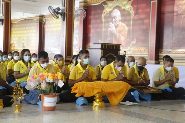 กิจกรรมสืบสานประเพณีแห่ผ้าห่มธาตุน้อย ประจำปี 2565